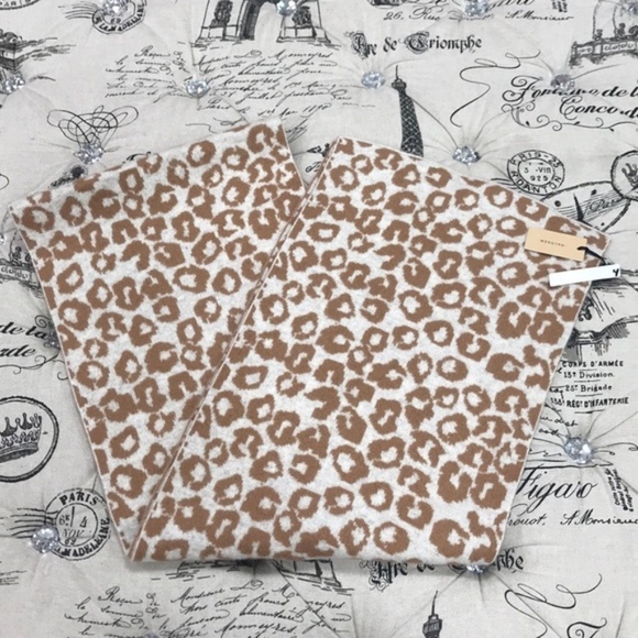 Halogen Leopard Jacquard Wool & Cashmere Scarf - Picture 3 of 7